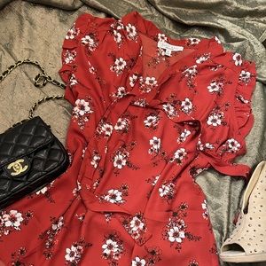 New without tag Sweet rain beautiful and unique top 🥰❤️🌼